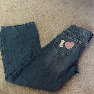 Hollister Straight-Leg Jeans w/ Heart Patch size 24 Brand new w tags!